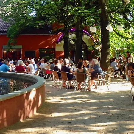 La Maison Du 13 Ter Hébergement de vacances *